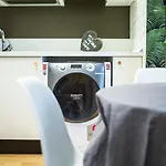 アパート Toffee Mombello - Seven サンレモ