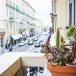 アパート Toffee Mombello - Seven *