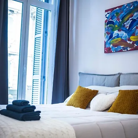 Toffee Mombello - Seven Apartment *