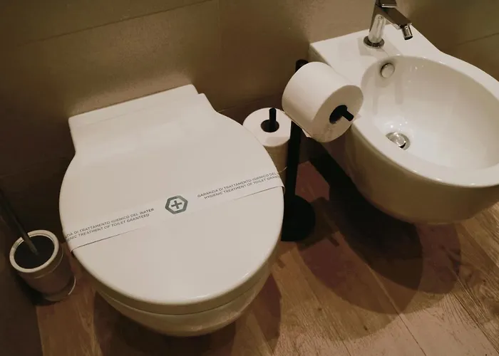 Toffee Mombello - Seven * סנרמו