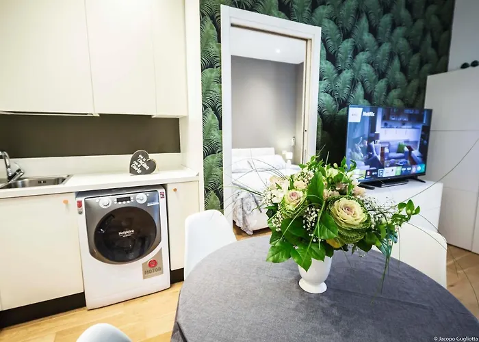 Toffee Mombello - Seven * סנרמו